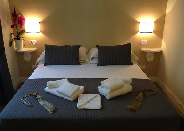 Cavour Forum Suites